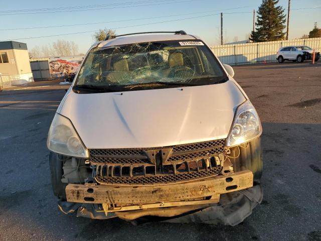 Photo 5 from auction – 2005 TOYOTA SIENNA XLE with VIN 5TDBA22C95S040221