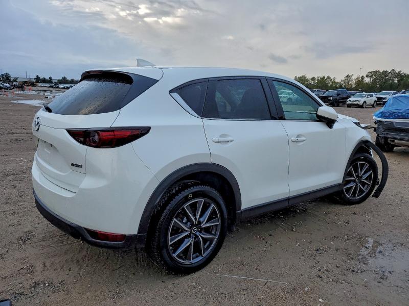 Photo 3 from auction – 2017 MAZDA CX-5 GRAND with VIN JM3KFBDL7H0180197