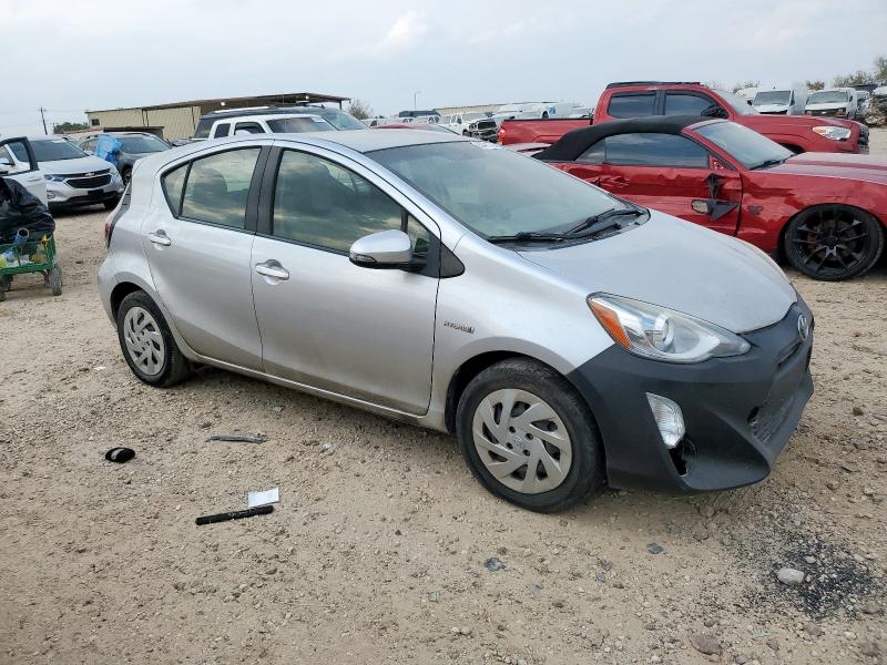 Photo 4 from auction – 2016 TOYOTA PRIUS C with VIN JTDKDTB30G1125574