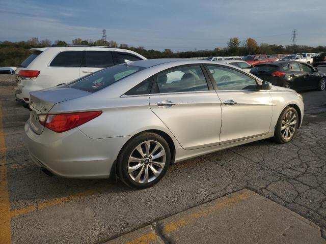 Photo 3 from auction – 2012 HYUNDAI SONATA SE with VIN 5NPEC4AB6CH439568