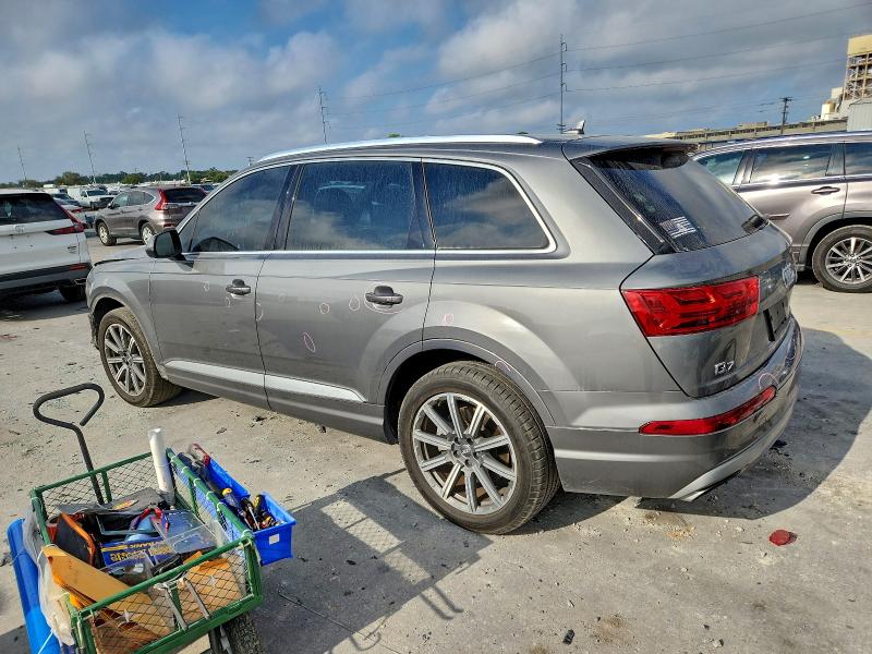 Photo 2 from auction – 2018 AUDI Q7 PREMIUM with VIN WA1LAAF75JD023136