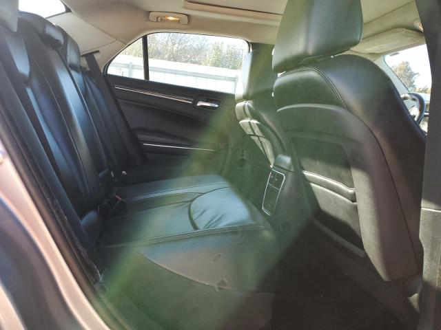 Photo 10 from auction – 2016 CHRYSLER 300 LIMITE with VIN 2C3CCARG1GH161977