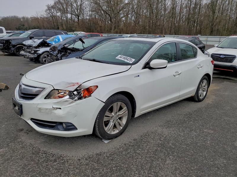 Photo 1 from auction – 2013 ACURA ILX HYBRID with VIN 19VDE3F77DE302240