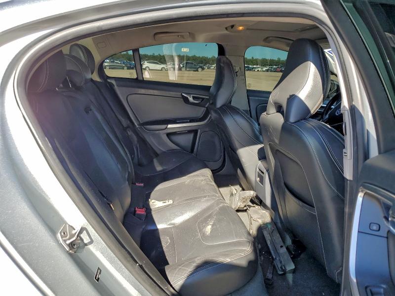 Photo 10 from auction – 2017 VOLVO S60 with VIN YV126MFL1H2437967