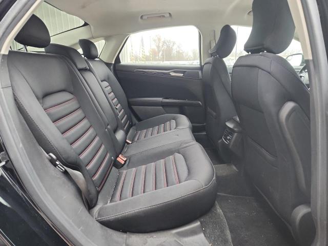 Photo 10 from auction – 2016 FORD FUSION SE with VIN 3FA6P0HD0GR327107