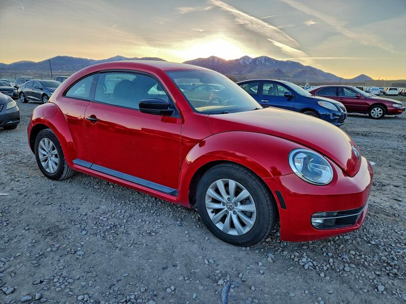Photo 4 from auction – 2013 VOLKSWAGEN BEETLE with VIN 3VWFP7AT3DM665028