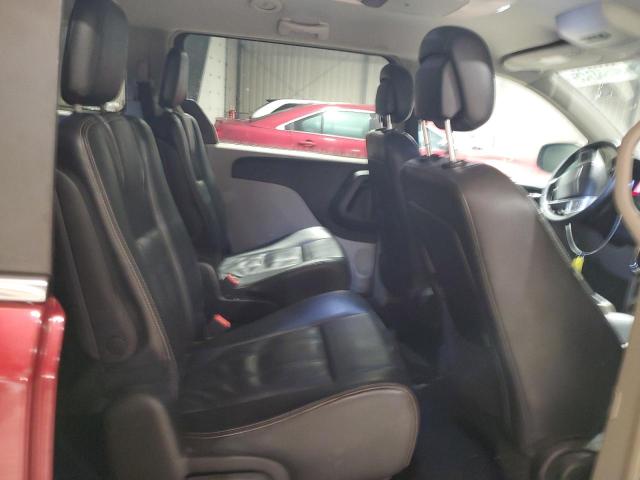 Photo 11 from auction – 2014 CHRYSLER TOWN & COU with VIN 2C4RC1BGXER207751