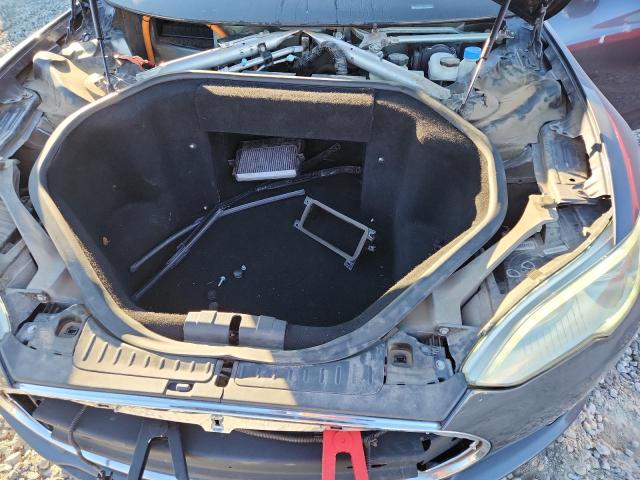 Photo 12 from auction – 2014 TESLA MODEL S with VIN 5YJSA1S13EFP63690