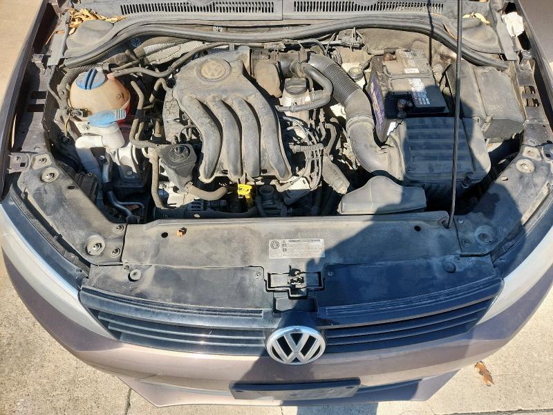 Photo 11 from auction – 2012 VOLKSWAGEN JETTA BASE with VIN 3VW2K7AJ3CM353933