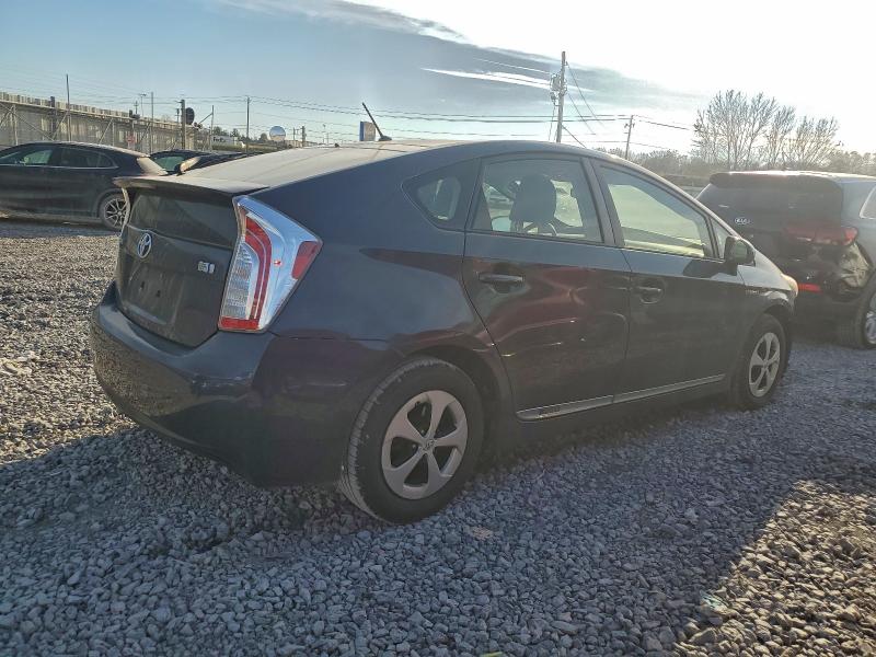 Photo 3 from auction – 2013 TOYOTA PRIUS with VIN JTDKN3DU7D1656009