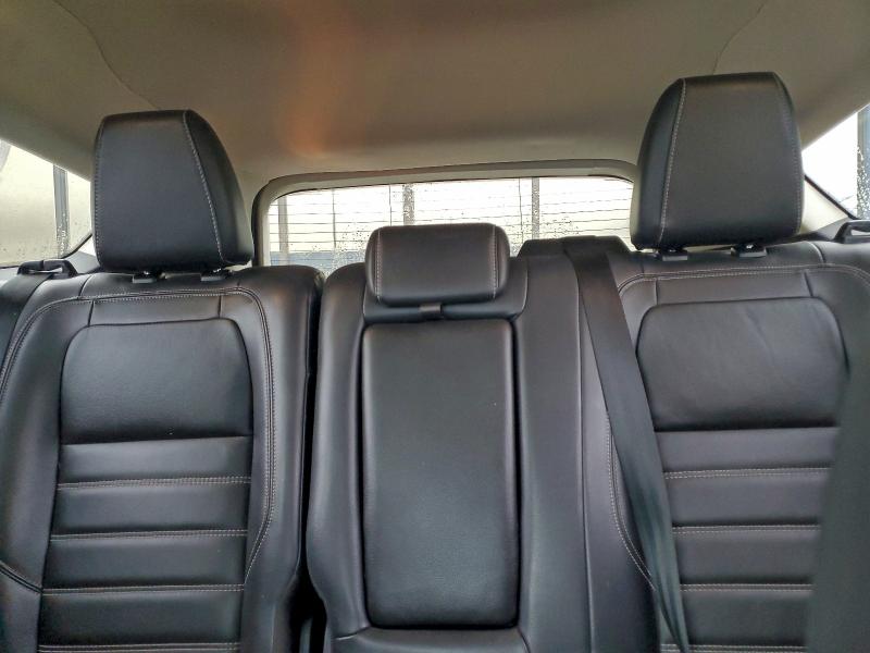 Photo 10 from auction – 2018 FORD ESCAPE TIT with VIN 1FMCU9J95JUD27468