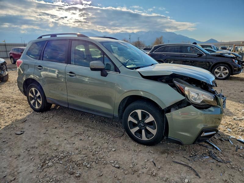 Photo 4 from auction – 2017 SUBARU FORESTER 2 with VIN JF2SJARC7HH427151