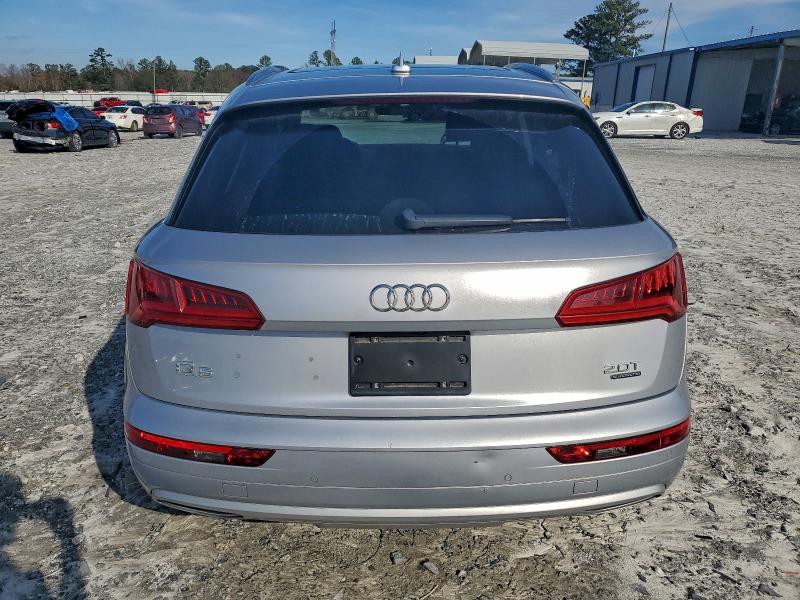 Photo 6 from auction – 2018 AUDI Q5 PREMIUM with VIN WA1BNAFY4J2245879