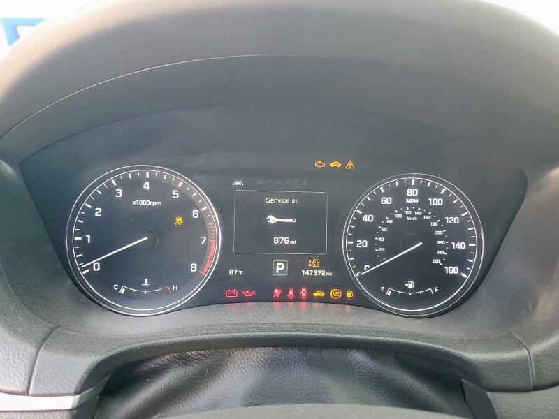 Photo 9 from auction – 2015 HYUNDAI GENESIS 5. with VIN KMHGN4JF9FU069227