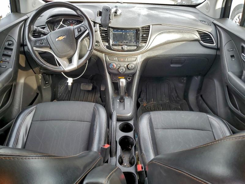 Photo 8 from auction – 2018 CHEVROLET TRAX with VIN 3GNCJLSB2JL246649