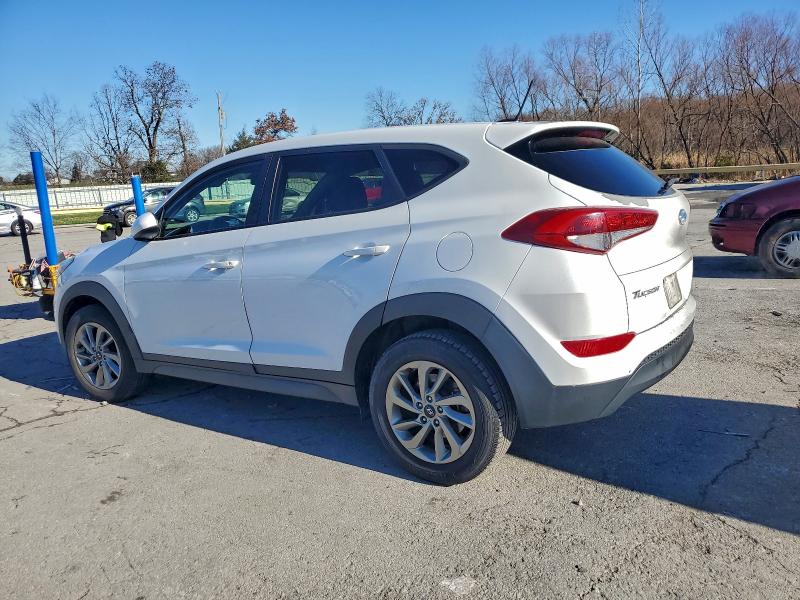 Photo 2 from auction – 2016 HYUNDAI TUCSON SE with VIN KM8J23A49GU227915
