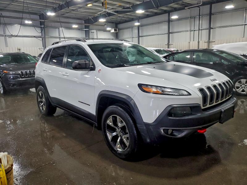 Photo 4 from auction – 2016 JEEP CHEROKEE T with VIN 1C4PJMBB6GW225841