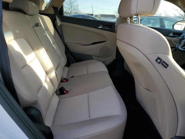 Photo 11 from auction – 2017 HYUNDAI TUCSON LIM with VIN KM8J3CA21HU532032