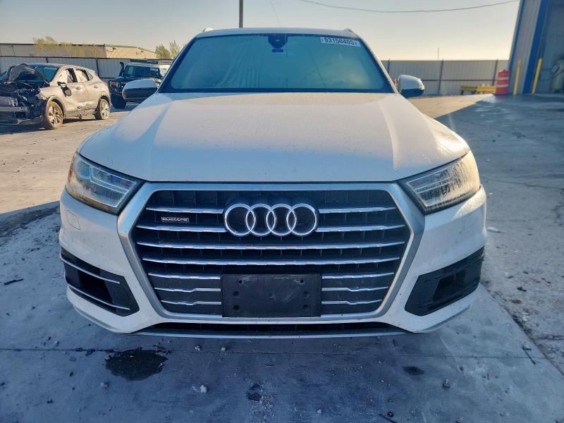 Photo 5 from auction – 2019 AUDI Q7 PREMIUM with VIN WA1AAAF7XKD030298