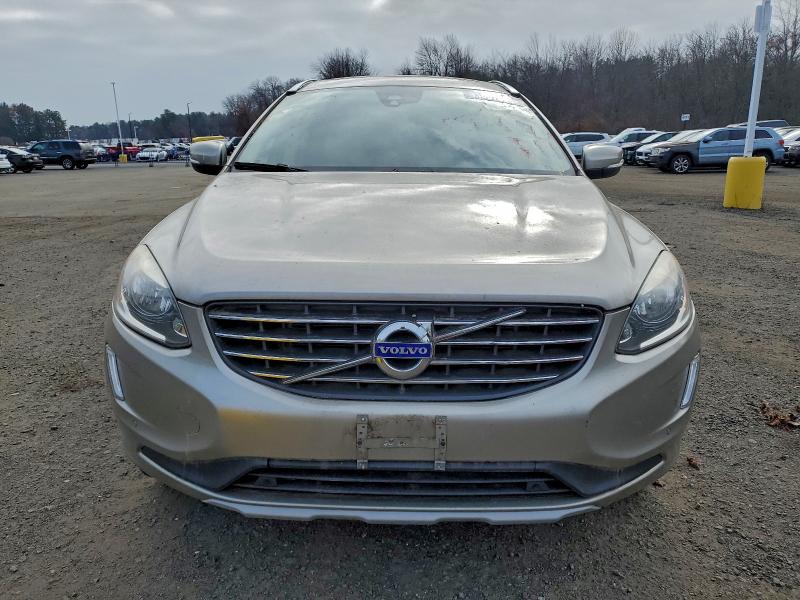 Photo 5 from auction – 2016 VOLVO XC60 with VIN YV4612RK0G2856756