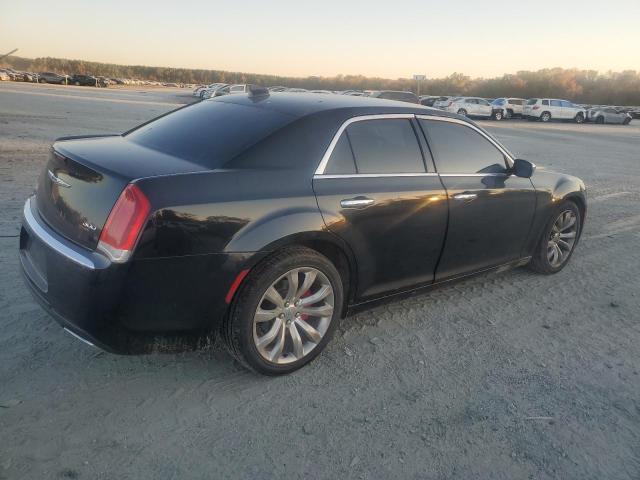 Photo 3 from auction – 2018 CHRYSLER 300 LIMITE with VIN 2C3CCAEG7JH129855