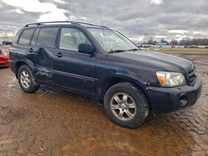 Photo 4 from auction – 2004 TOYOTA HIGHLANDER with VIN JTEDP21A840041302