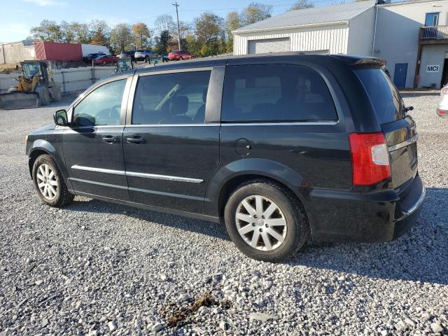 Photo 2 from auction – 2016 CHRYSLER TOWN & COU with VIN 2C4RC1BGXGR148459