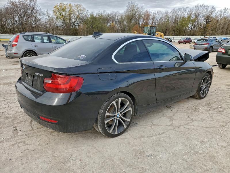 Photo 3 from auction – 2016 BMW 228 I SULE with VIN WBA1F9C52GV544671