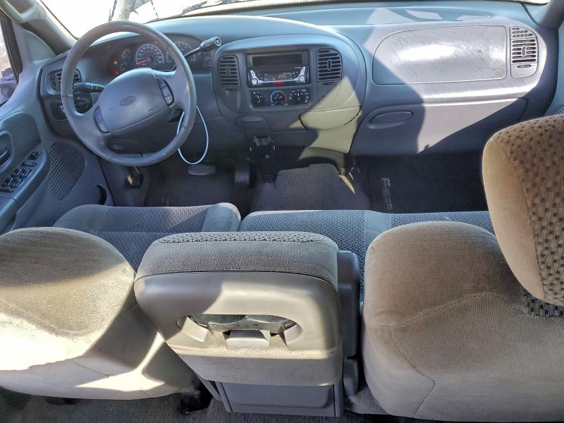 Photo 8 from auction – 2001 FORD F150 with VIN 1FTRW07L81KC52137