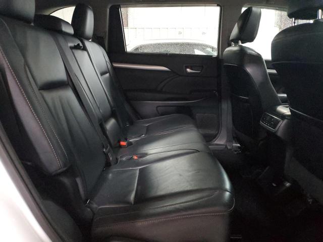 Photo 11 from auction – 2017 TOYOTA HIGHLANDER with VIN 5TDJZRFH0HS515309