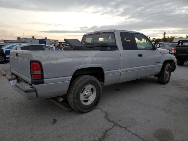 Photo 3 from auction – 2000 DODGE RAM 1500 with VIN 3B7HC12Y0YG109777