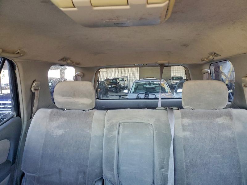Photo 10 from auction – 2003 TOYOTA SEQUOIA SR with VIN 5TDBT44A23S182683