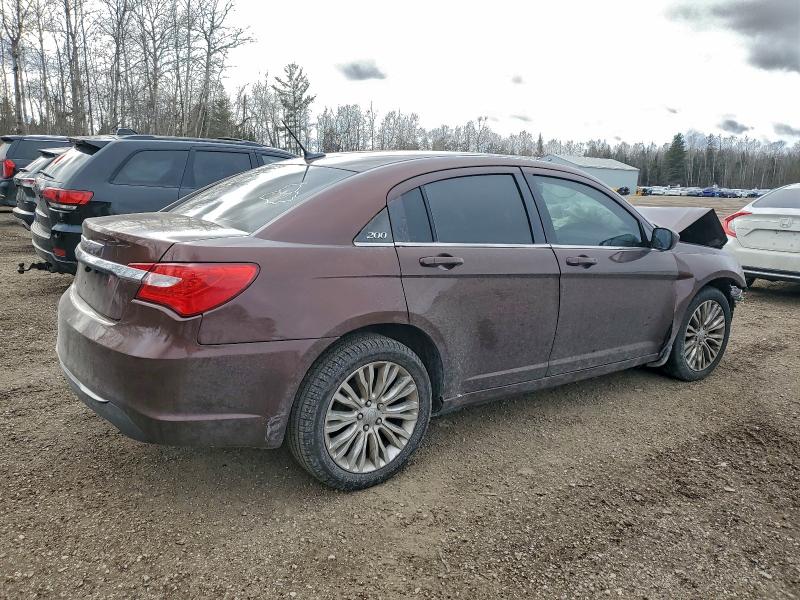 Photo 3 from auction – 2012 CHRYSLER 200 LX with VIN 1C3CCBBB1CN234819