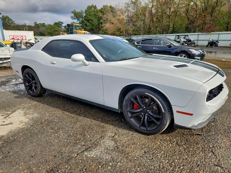 Photo 4 from auction – 2016 DODGE CHALLENGER with VIN 2C3CDZAG5GH177462