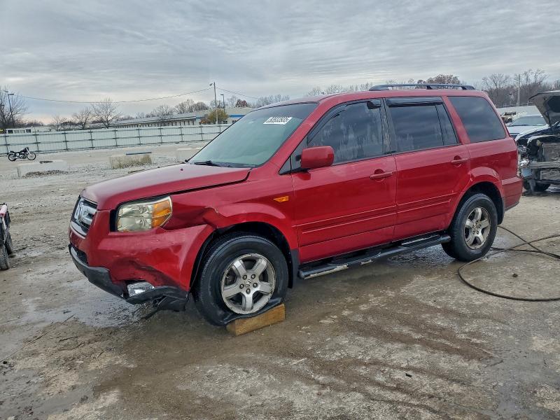 HONDA PILOT EX 2006 с VIN 5FNYF185X6B025652 - Фото с аукциона