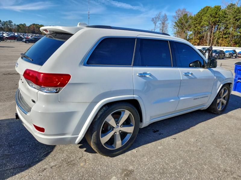 Photo 3 from auction – 2015 JEEP GRAND CHER with VIN 1C4RJFCG0FC718414