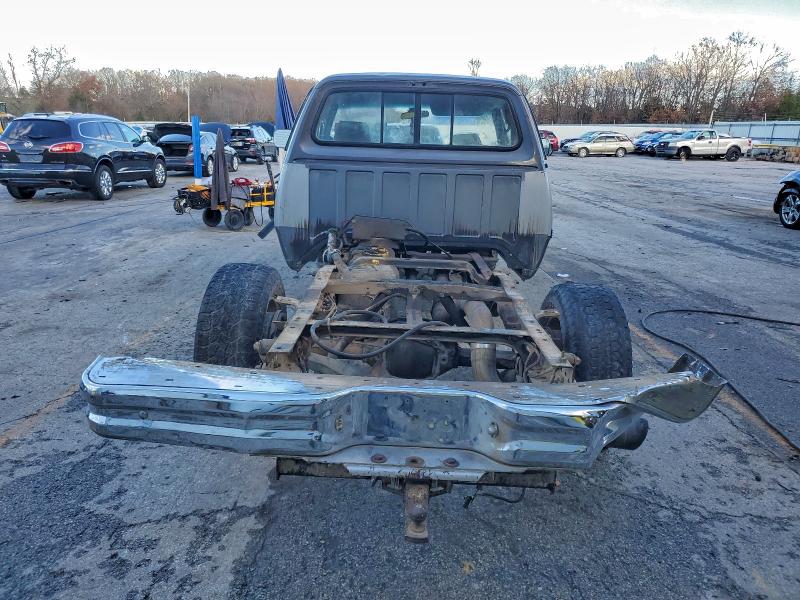 Photo 6 from auction – 1993 DODGE D-SERIES D with VIN 3B7KE23C0PM138396