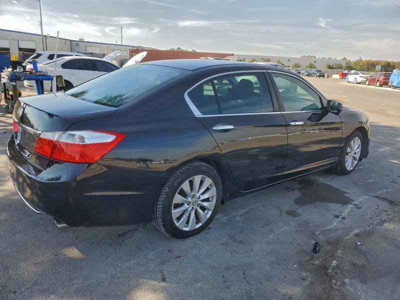 Photo 3 from auction – 2014 HONDA ACCORD EX with VIN 1HGCR2F76EA103476