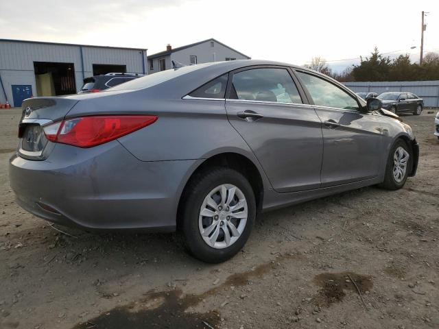 Photo 3 from auction – 2011 HYUNDAI SONATA with VIN 5NPEB4AC5BH134492