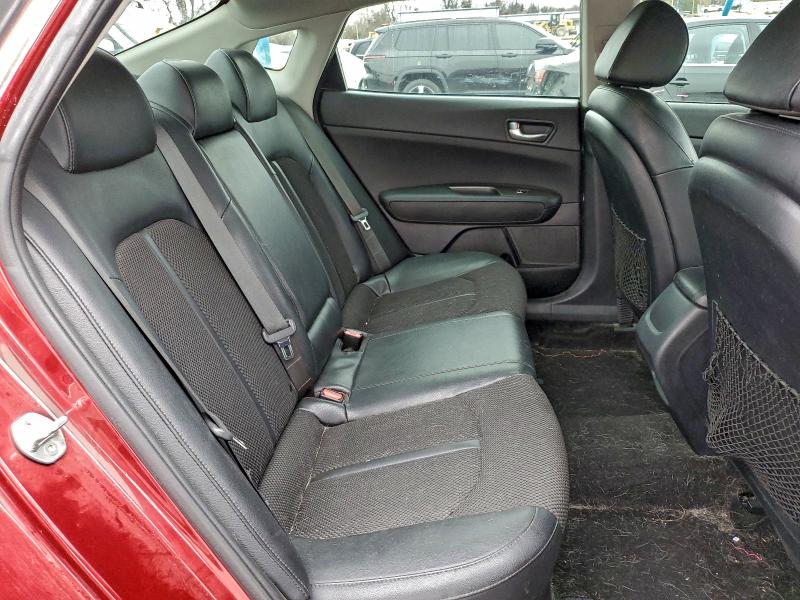 Photo 10 from auction – 2019 KIA OPTIMA with VIN 5XXGT4L38KG307128