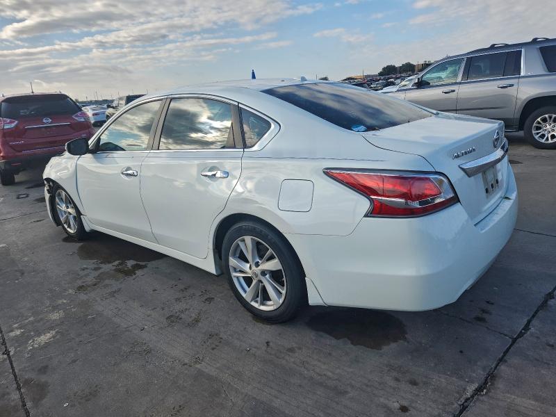 Photo 2 from auction – 2015 NISSAN ALTIMA 2.5 with VIN 1N4AL3AP7FN369318