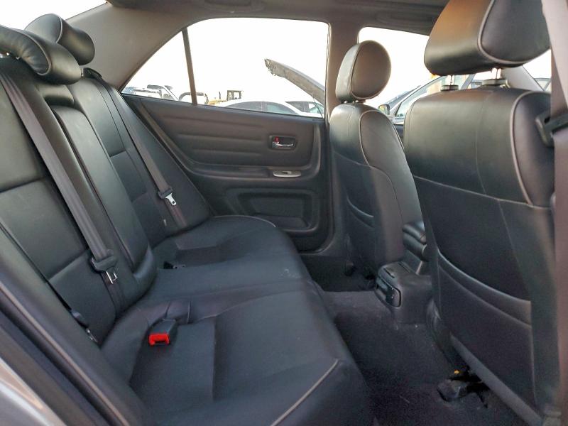 Photo 10 from auction – 2004 LEXUS IS with VIN JTHBD192X40092276