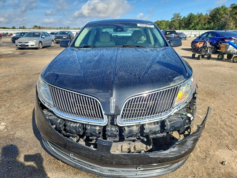 Photo 5 from auction – 2015 LINCOLN MKS with VIN 1LNHL9DK2FG605255