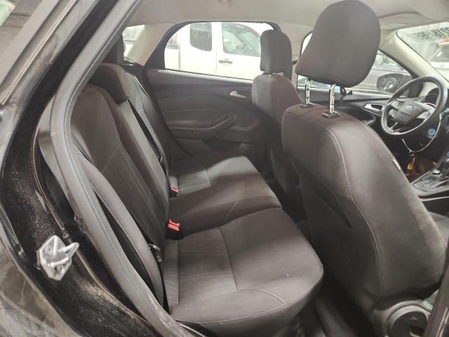 Photo 10 from auction – 2016 FORD FOCUS SE with VIN 1FADP3K24GL338769