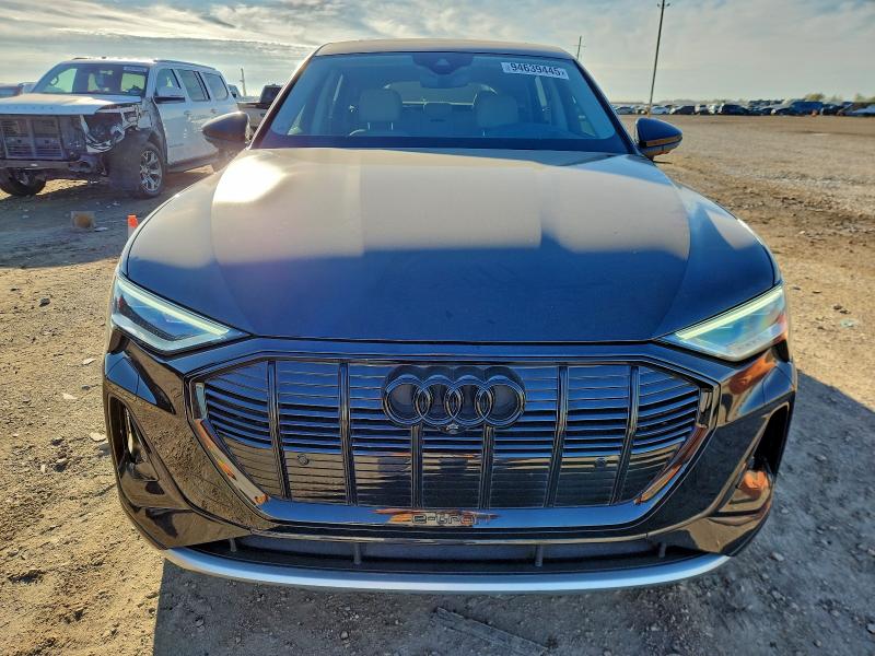 Photo 5 from auction – 2021 AUDI E-TRON SPO with VIN WA13AAGE2MB024726