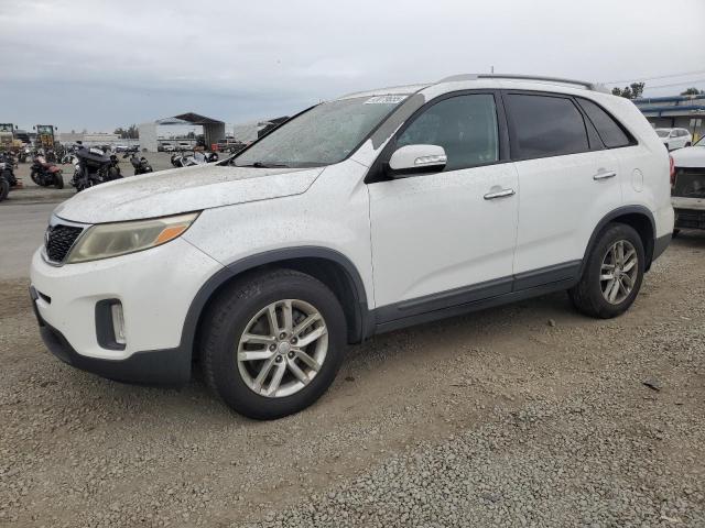 Photo 1 from auction – 2015 KIA SORENTO with VIN 5XYKT4A6XFG560380