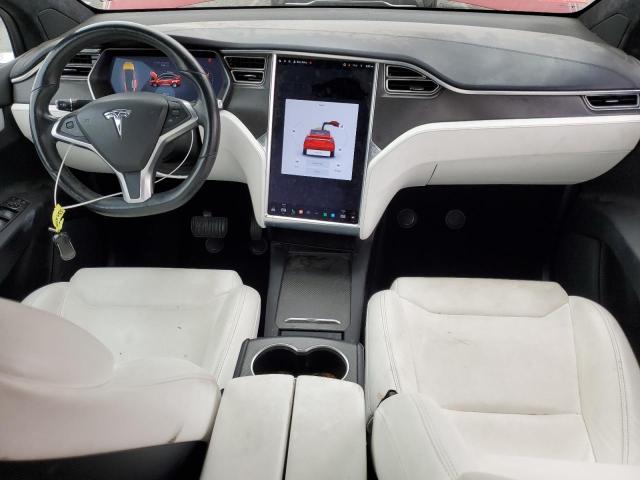 Photo 8 from auction – 2017 TESLA MODEL X with VIN 5YJXCAE23HF067744