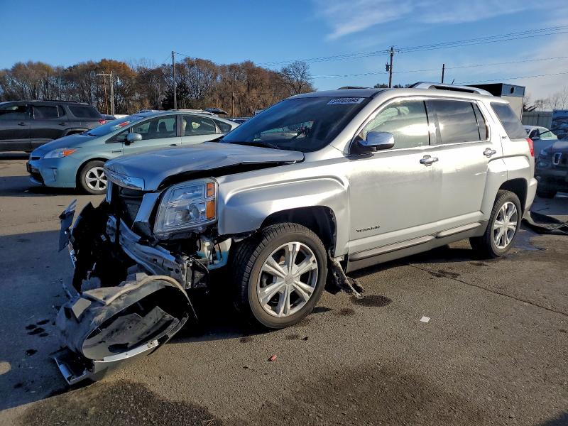 GMC TERRAIN SL 2017 with VIN 2GKFLUEK8H6243047 - Photo from auction