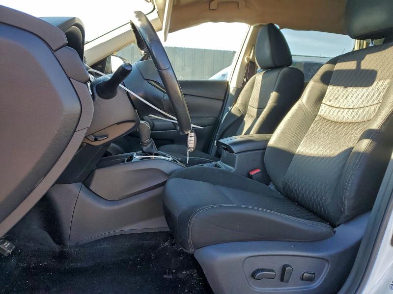 Photo 7 from auction – 2017 NISSAN ROGUE S with VIN KNMAT2MV7HP606704
