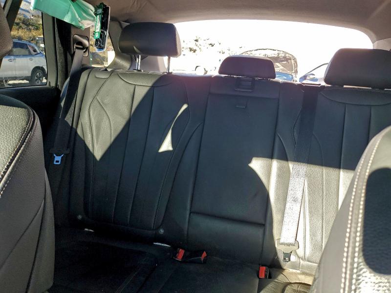 Photo 10 from auction – 2018 BMW X5 XDRIVE3 with VIN 5UXKR0C52J0X95297